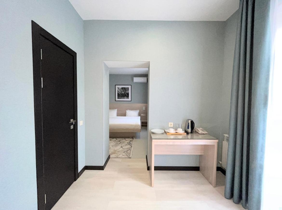 Resident Hotel Gogol Almaty Exterior foto
