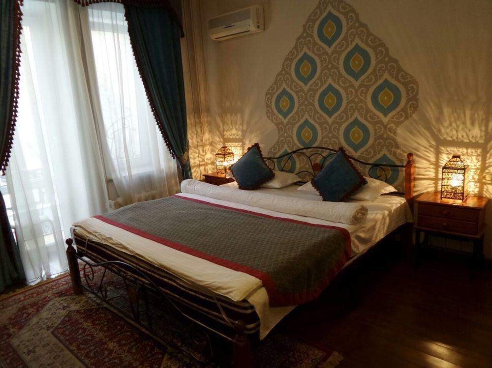 Resident Hotel Gogol Almaty Exterior foto